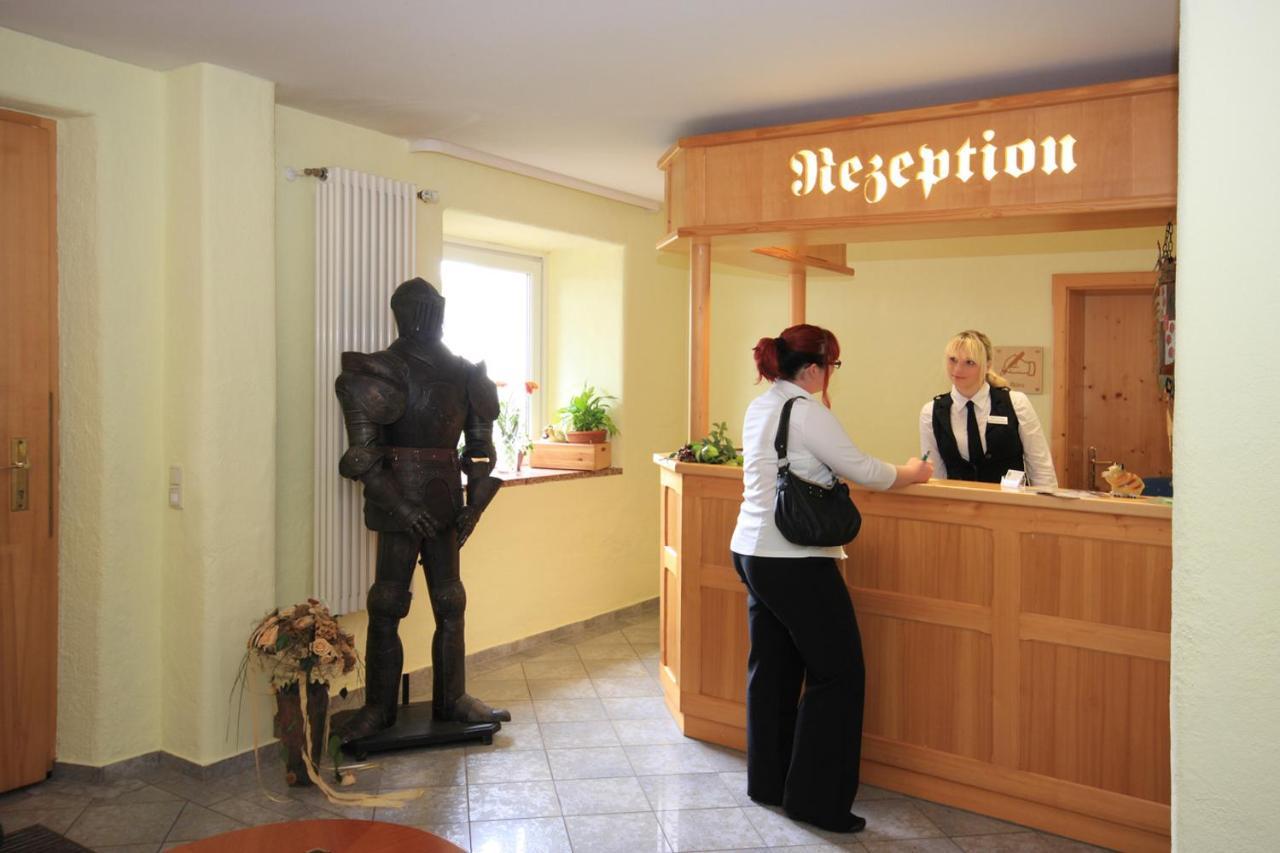 Hotel Trasen Waldkraiburg Bagian luar foto
