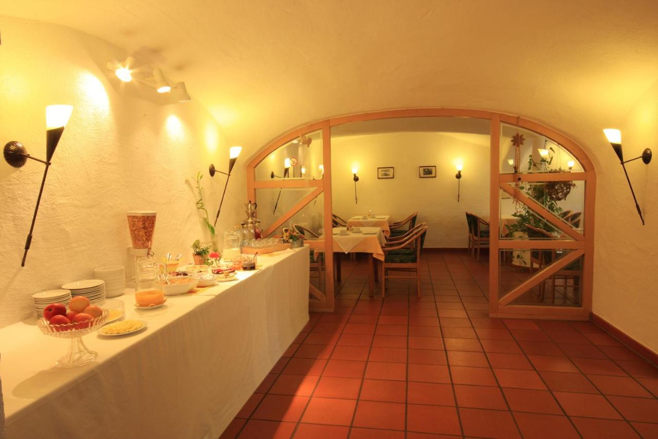 Hotel Trasen Waldkraiburg Bagian luar foto