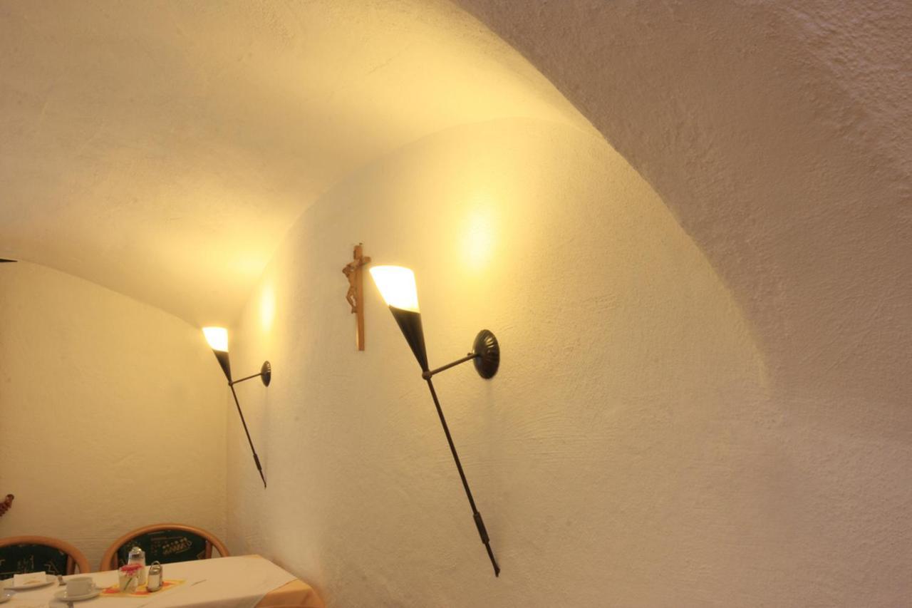 Hotel Trasen Waldkraiburg Bagian luar foto