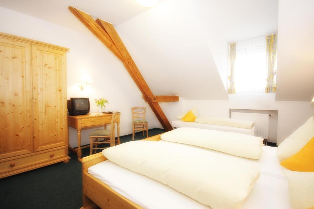 Hotel Trasen Waldkraiburg Ruang foto